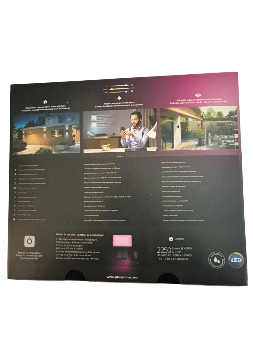 NWT Philips Smart Outdoor Security Flood Light Camera. - Picture 5 of 7